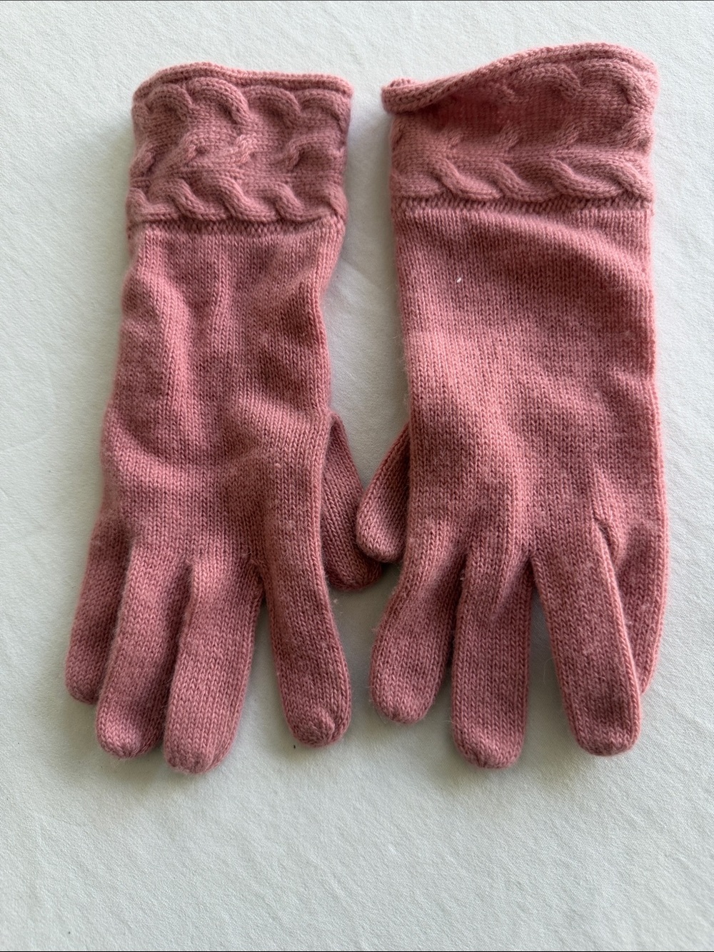 Nordstrom Cashmere  Soft Mauve Cable Cuff Knit Gloves- medium